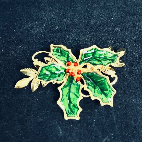 Lot of 6 Gold Tone Christmas Brooches - Picture 4 of 8